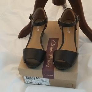 Clark's wedge summer shoe